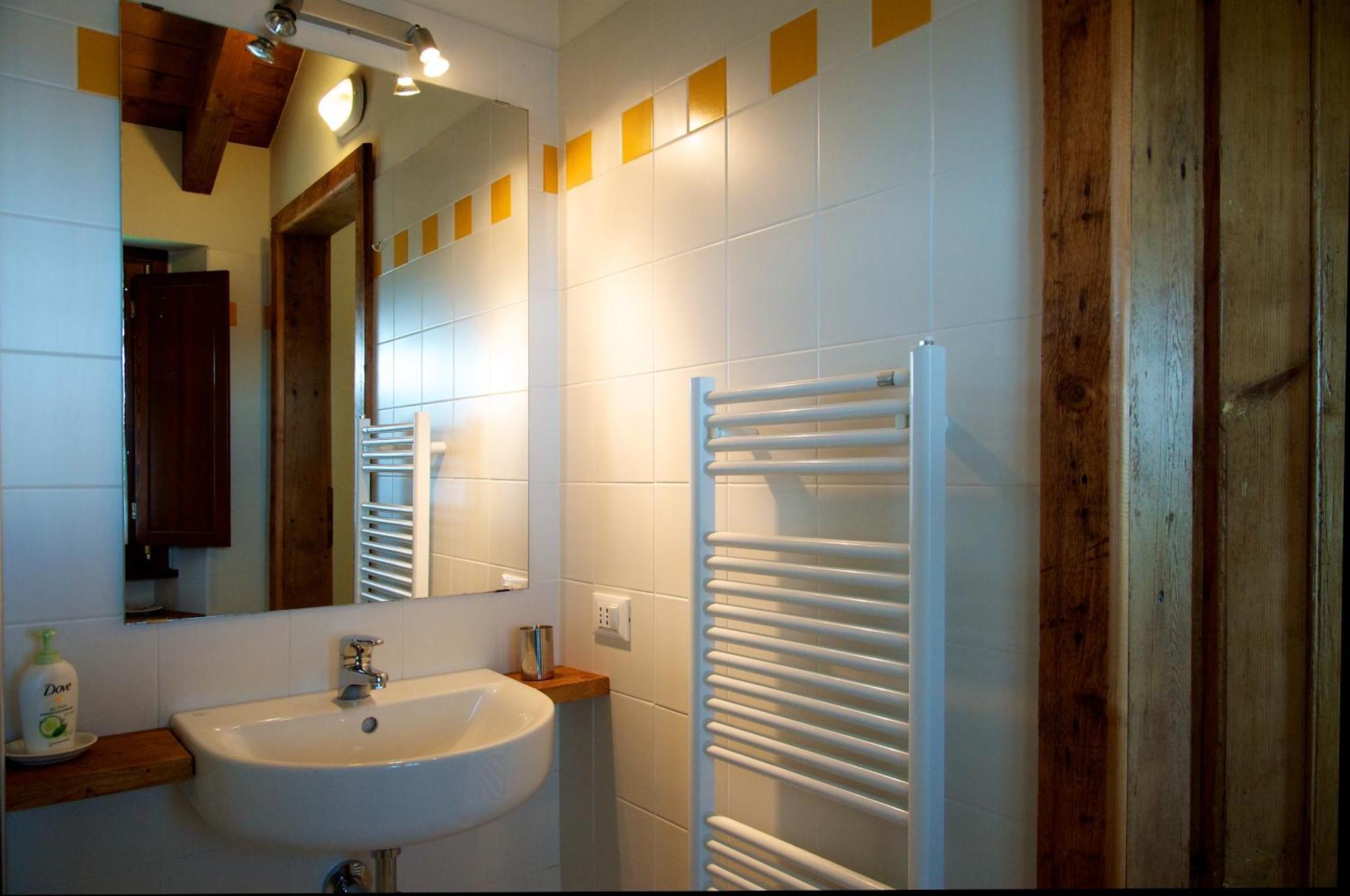 Cascina Delle Mele Bed & Breakfast Vittuone Room photo